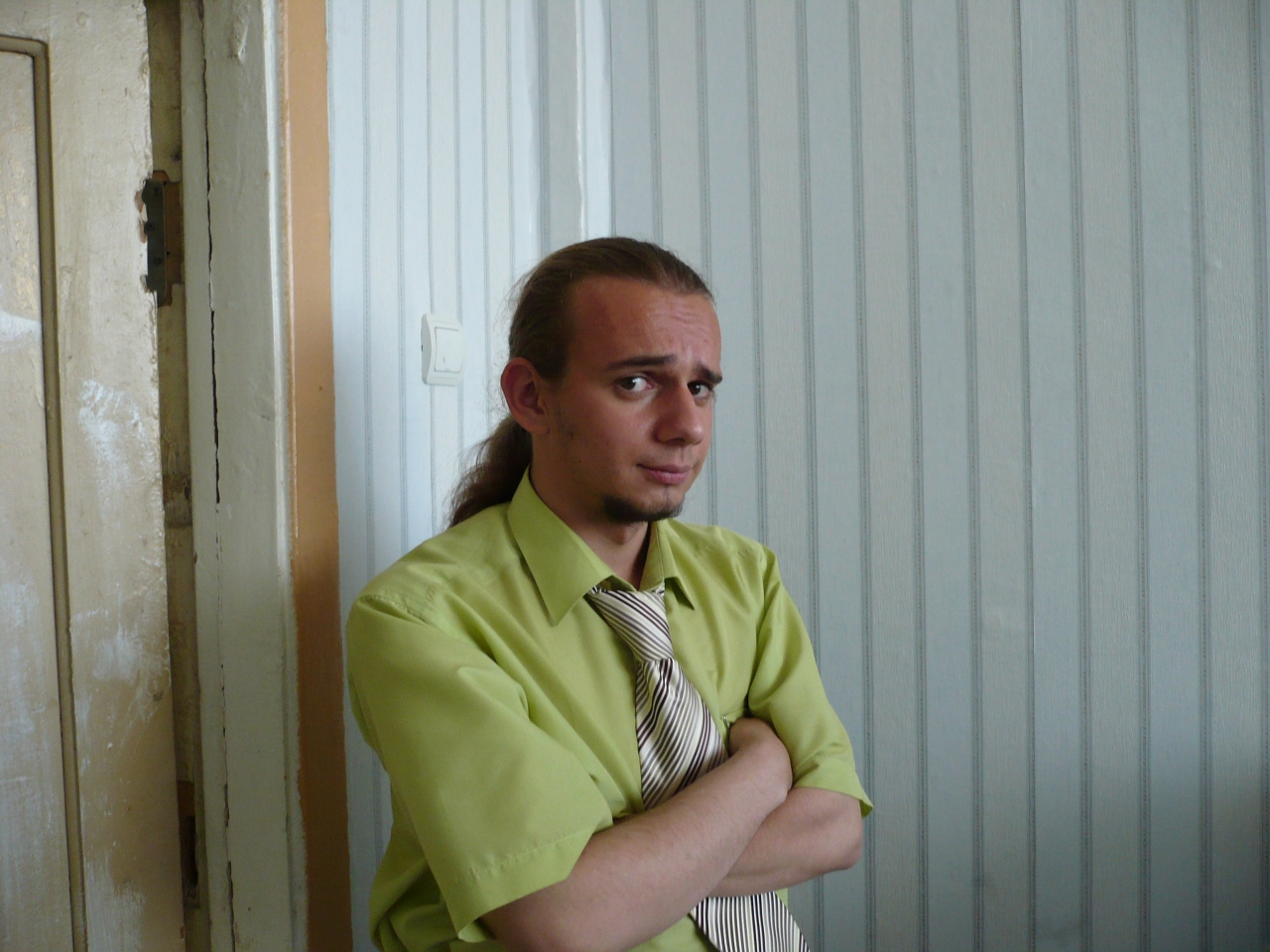 p1000074